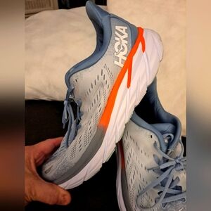 HOKA Clifton 8 EUC! Size 10.5B